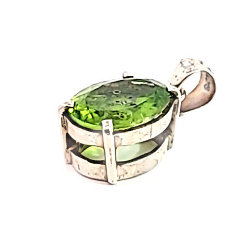 Peridot Anhänger facettiert - 2