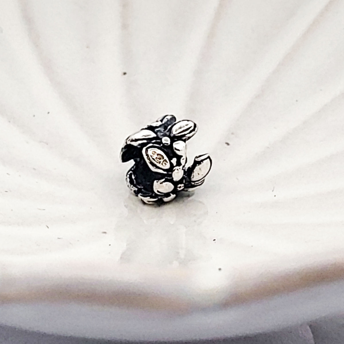 Indian_Charm_Silberbead_Waldblume
