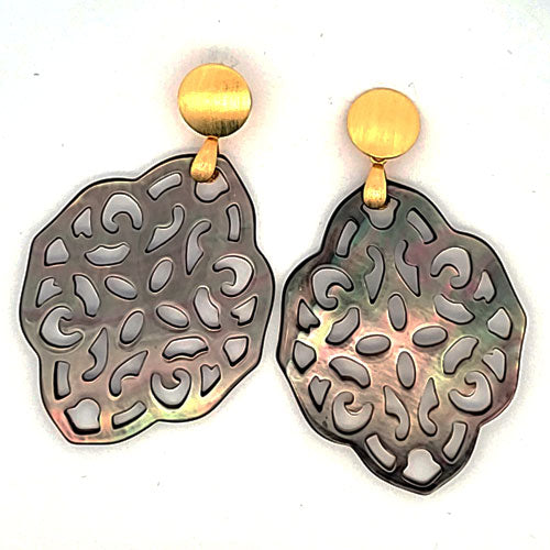Mother of Pearl Ornamental Earrings, Tahiti