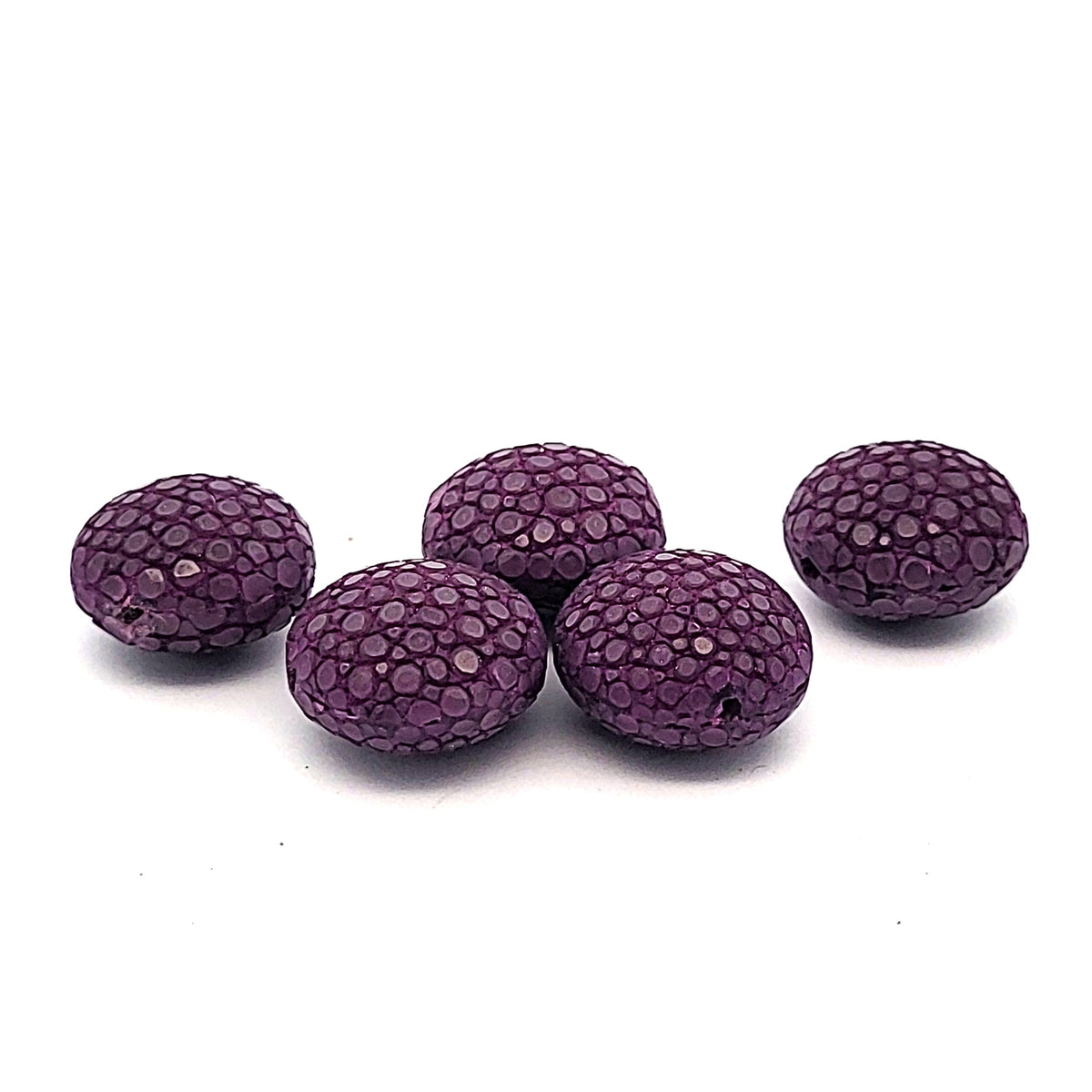 Rochenleder Disc 18mm violett poliert (1 Stück) by Steindesign