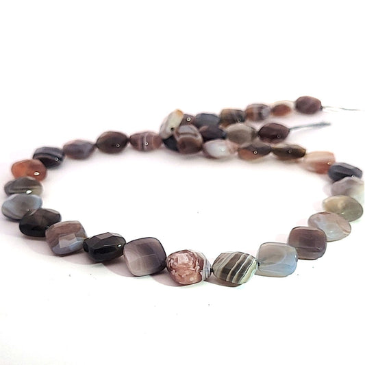 Botswana agate, strand square 10x10 mm faceted