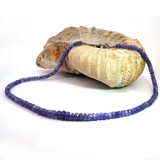 Tansanit Kette Button 5-7 mm facettiert