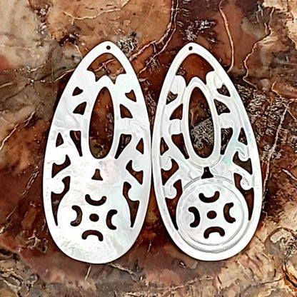 Ohrpendler Perlmutt Tropfen lang, weiß  - 3