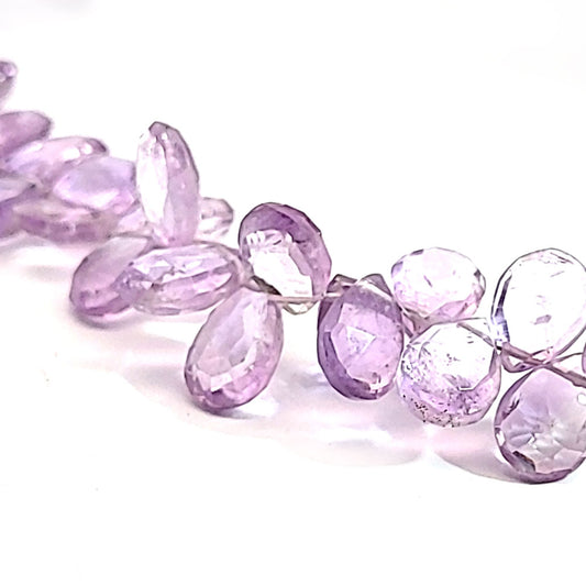 Collana in ametista chiara, a forma di lacrima