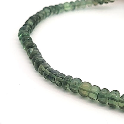 Bottone a catena verde apatite 4-7 mm