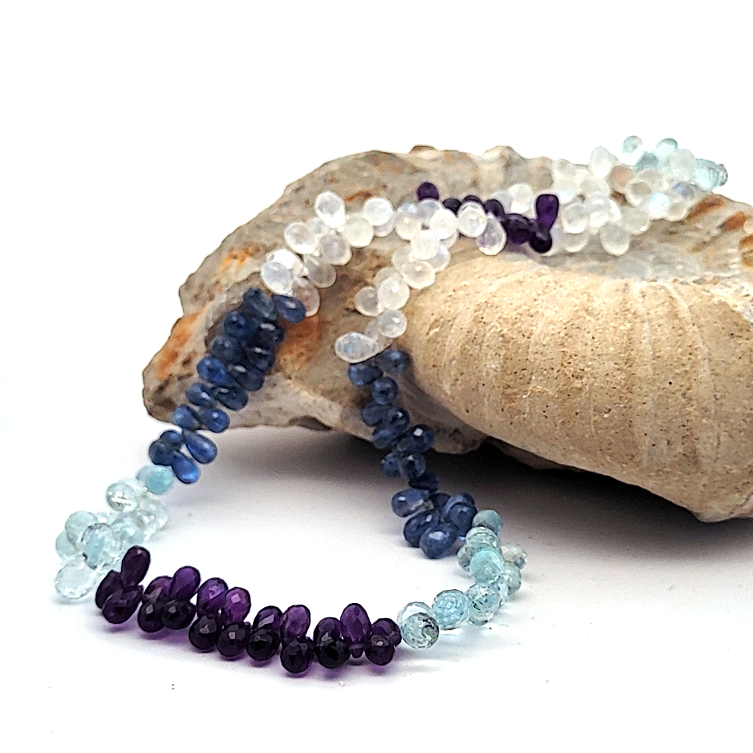 Designkette Tropfen facettiert mit Amethyst, Aquamarin, Iolith und Mondstein by Steindesign
