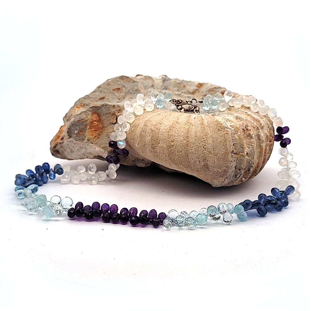 Designkette Tropfen facettiert mit Amethyst, Aquamarin, Iolith und Mondstein by Steindesign