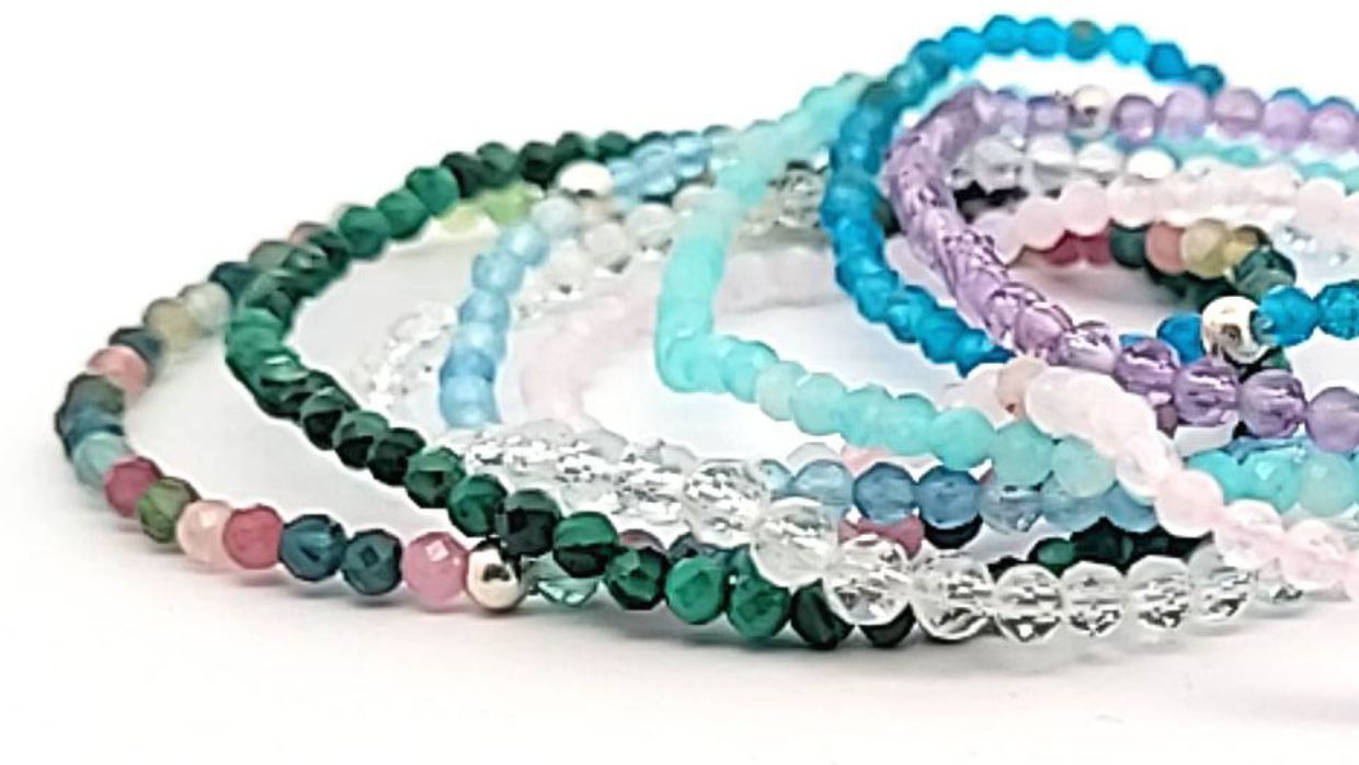 Armbaender_Edelsteine_zart_Multibanner_