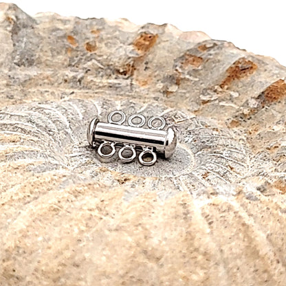 Magnetic bracelet clasp, 3-row, short, silver rhodium-plated