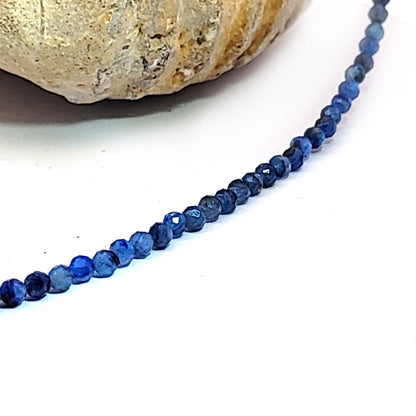 Kyanite (disthene) bead chain 3 mm faceted 