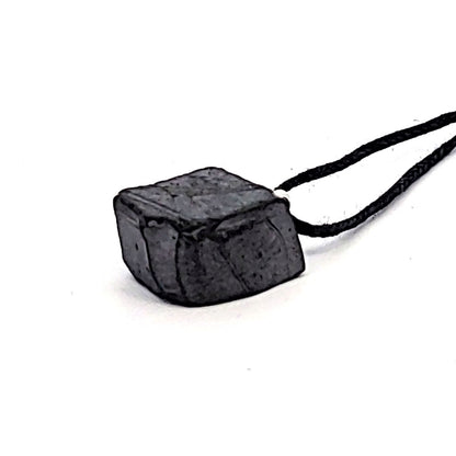 Edel-Schungit (Shungit) Anhänger klein by Steindesign