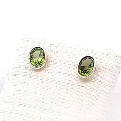 Edelstein Silberohrstecker Peridot