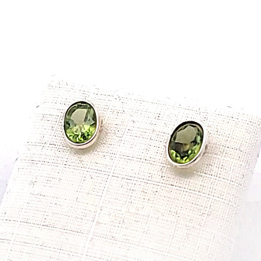 Edelstein Silberohrstecker Peridot