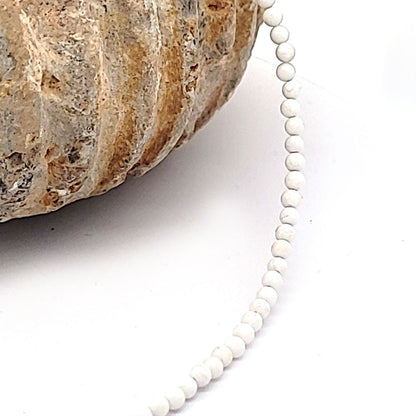 Agate white ball chain 2 mm