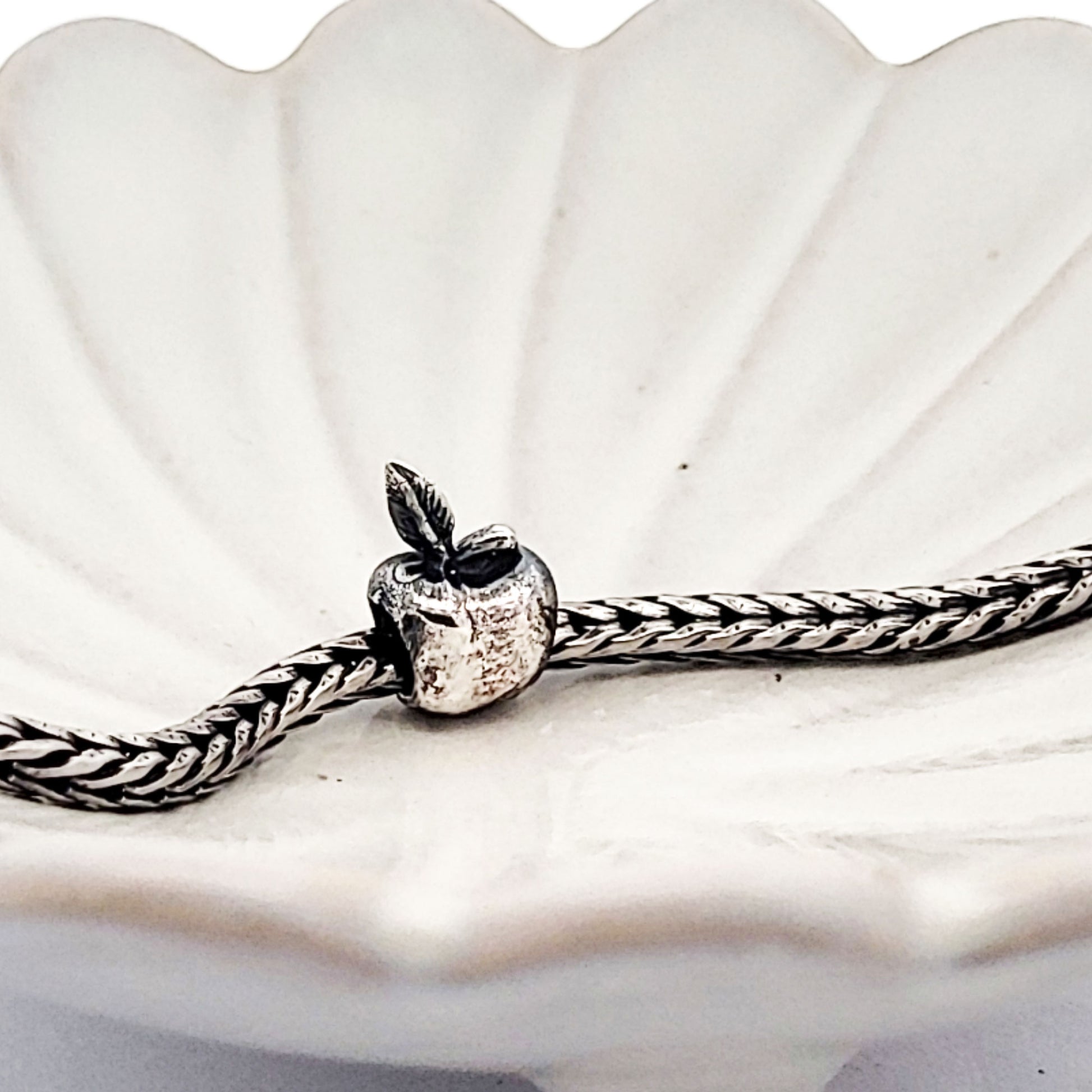 Indian_Charm_Silberbead_Apfel