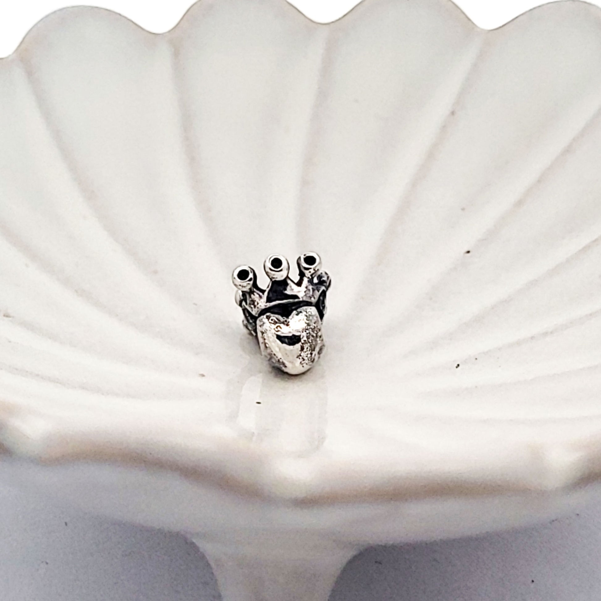 Indian_Charm_Silberbead_Gekroentes_Herz