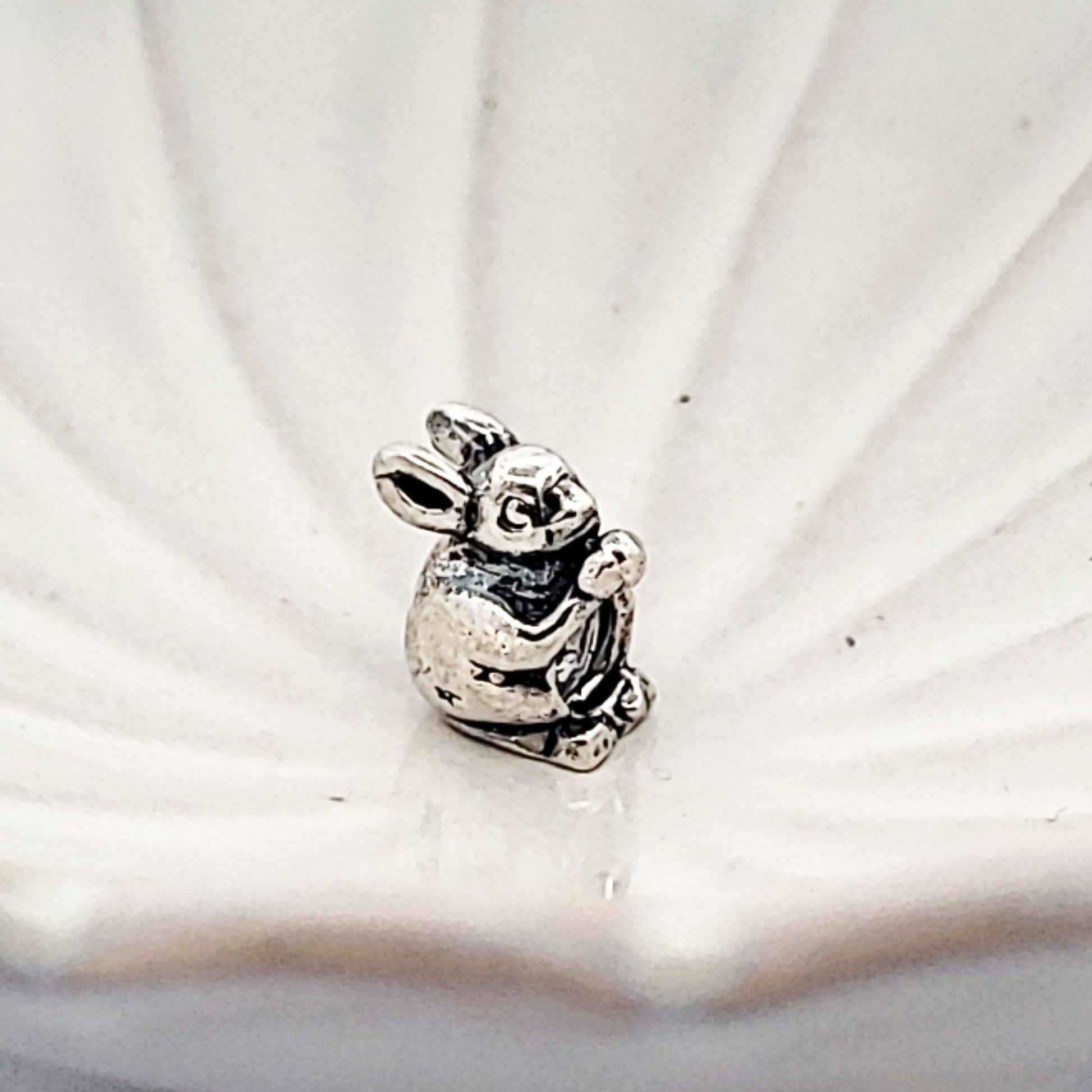 Indian_Charm_Silberbead_Hase