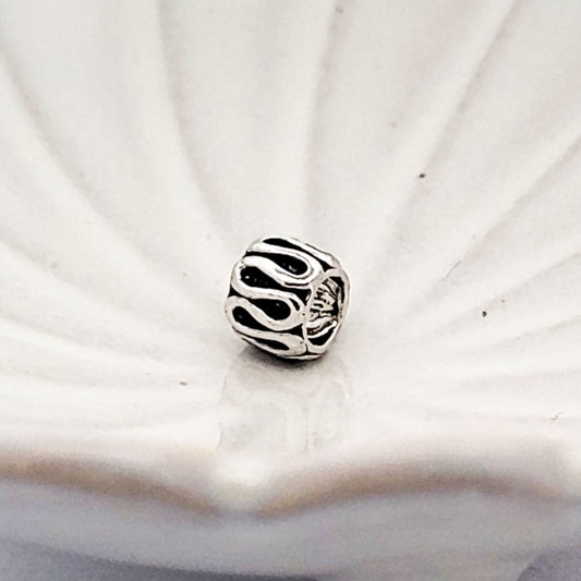 Indian_Charm_Silberbead_Madras