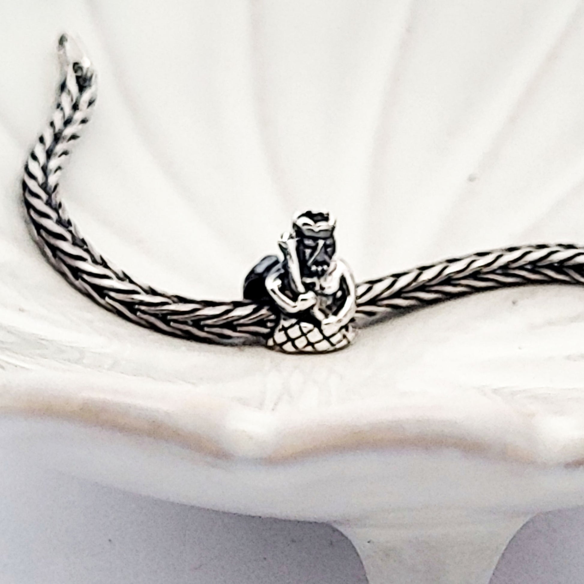 Indian_Charm_Silberbead_Neptun