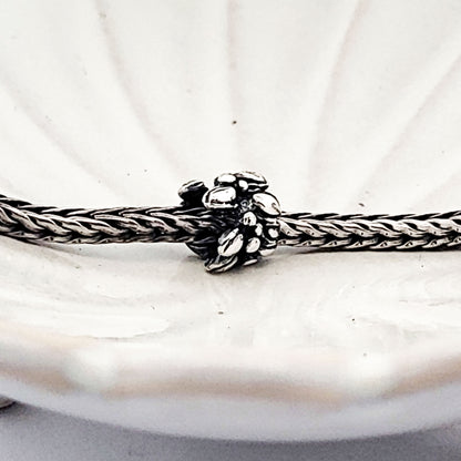 Indian_Charm_Silberbead_Waldblume