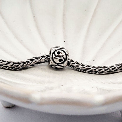 Indian_Charm_Silberbead_Yin_yan