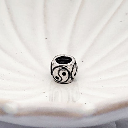 Indian_Charm_Silberbead_Yin_yan