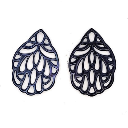 Ear pendant mother of pearl leaf small, black