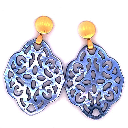 Ear pendant mother of pearl ornamental, blue