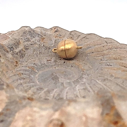 Magnet-Kugelschließe 8 mm, Silber vergoldet matt