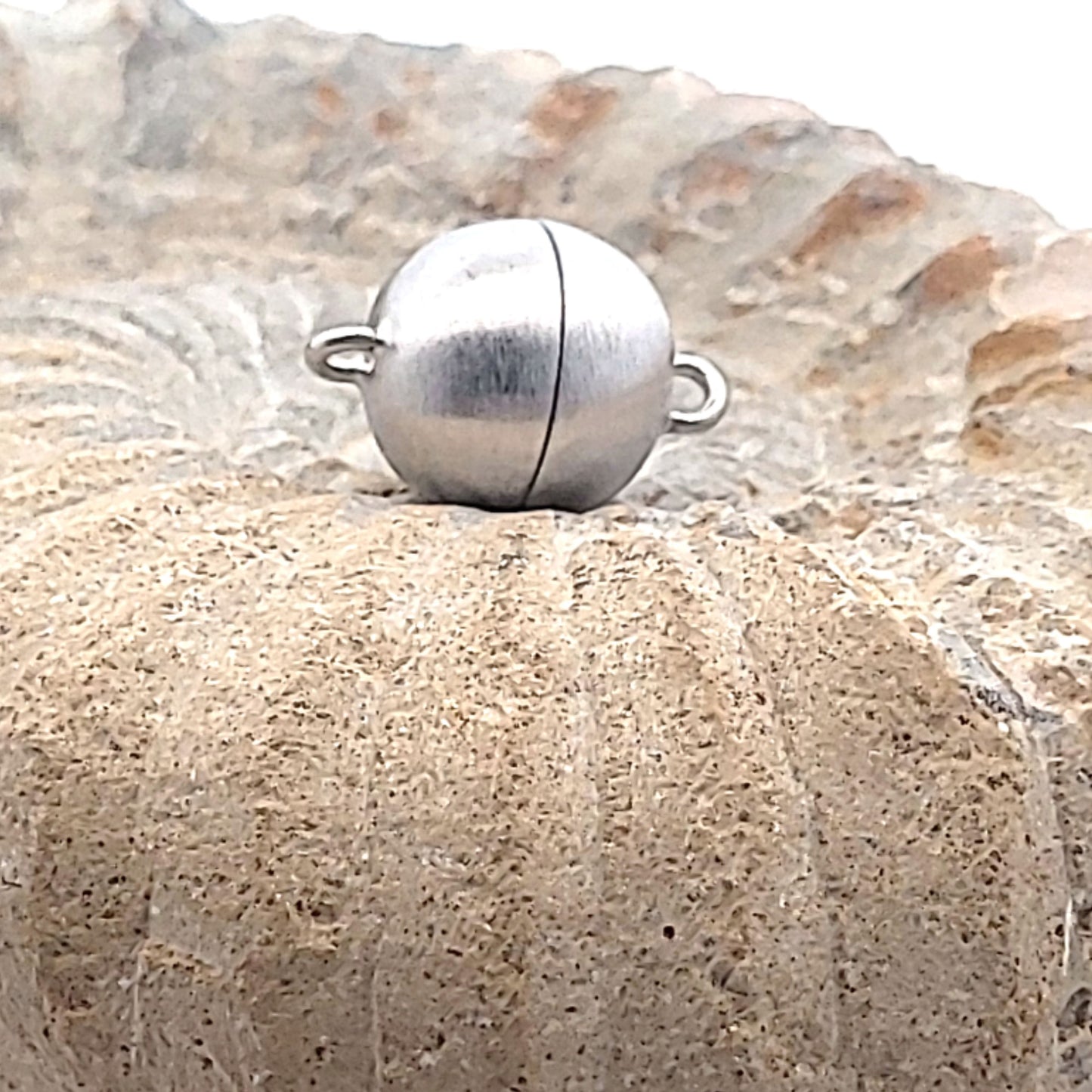 Magnet-Kugelschließe 12 mm, Silber rhodiniert matt