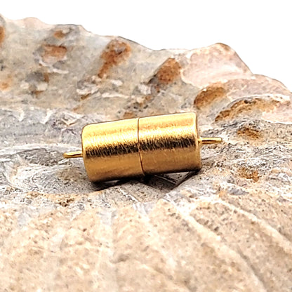 Magnet-Zylinderschließe 8 mm, Silber vergoldet matt