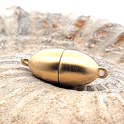 Magnetic clasp oval 12 mm, silver gold-plated matt