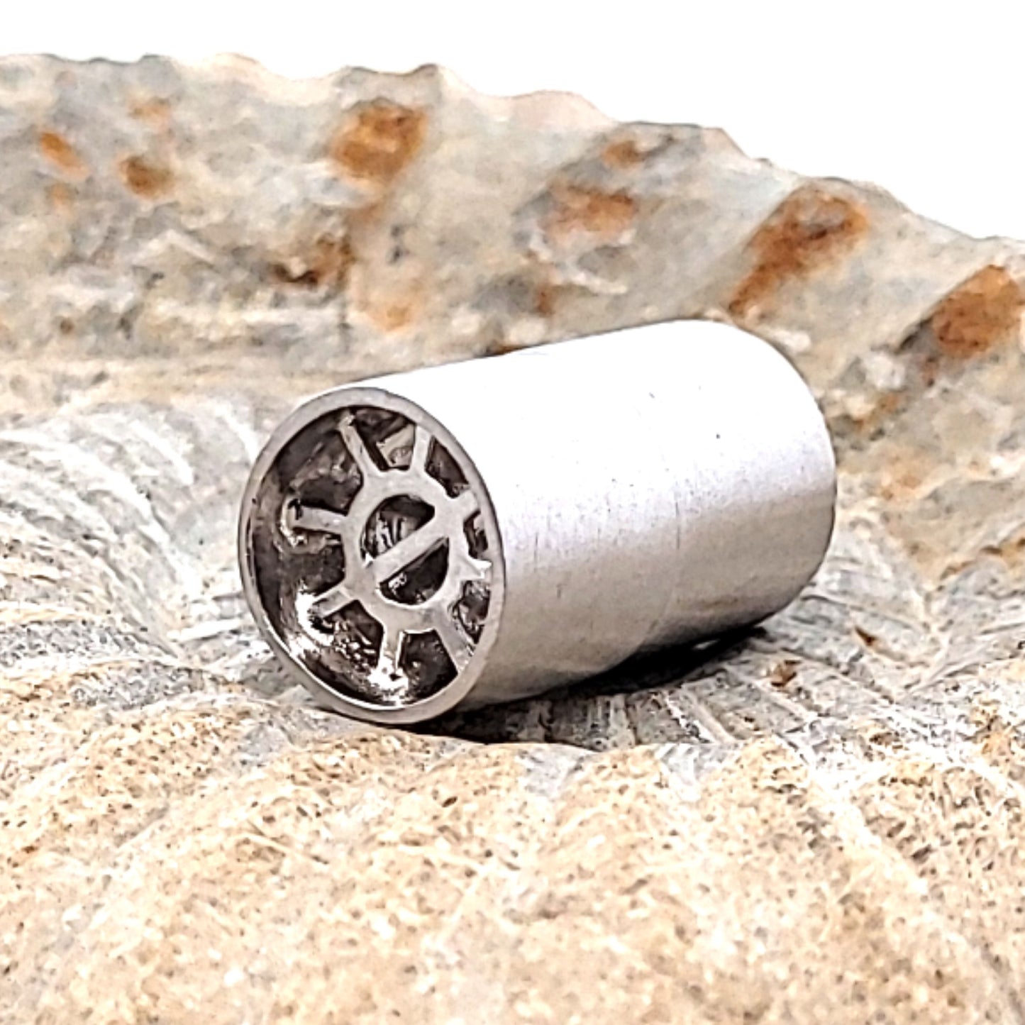 Magnetic clasp cylinder "Multi-Row" 12 mm, silver rhodium-plated matte