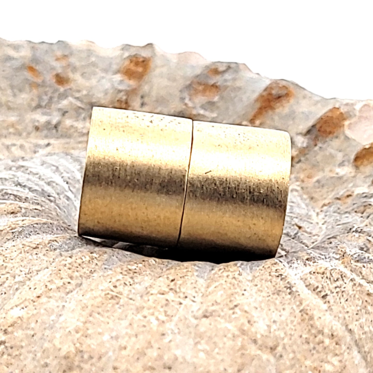 Magnetic clasp cylinder "Multi-Row" 14 mm, silver gold-plated matte