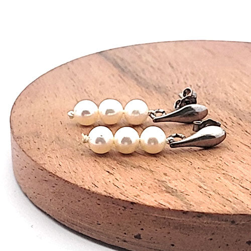 Earrings pearl white with silver rhodium-plated plug
