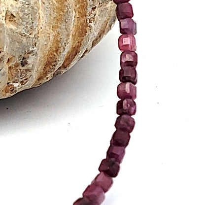 Rubin Kette Cube 3 mm facettiert