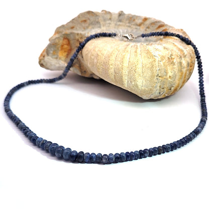 Saphir-Kette, Button  3-7 mm verlaufend