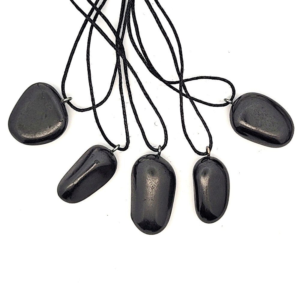 Schungit (Shungit) Trommelstein Anhänger by Steindesign