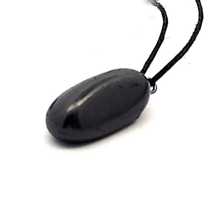 Schungit (Shungit) Trommelstein Anhänger by Steindesign