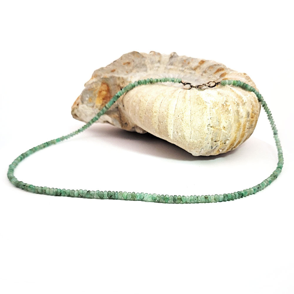 Smaragd Kette Button 3-4 mm