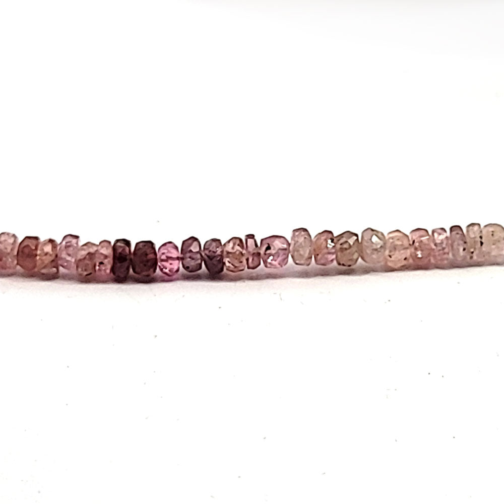 Spinell-Kette, Button 4 mm facettiert