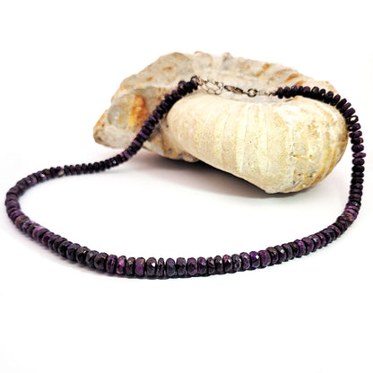 Sugilith Kette Button 7 mm facettiert